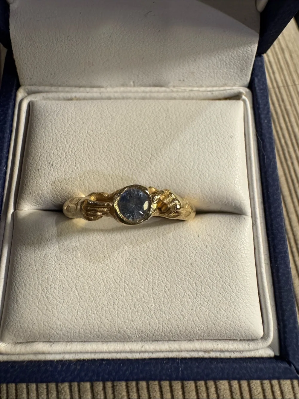 Fraser Hamilton 14k Yellow Gold Cornflower Blue Sapphire Hands  Ring $2500